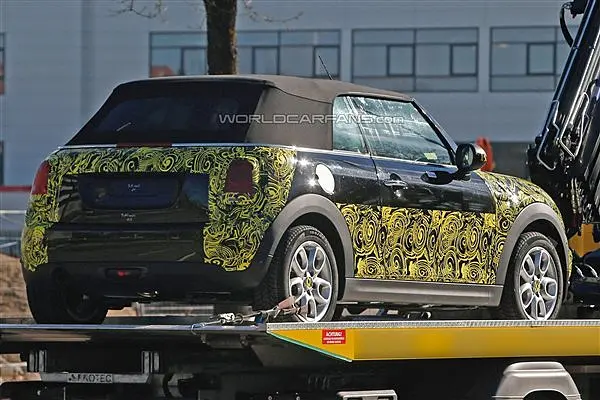 Next-gen Mini convertible spotted with internal combustion engine