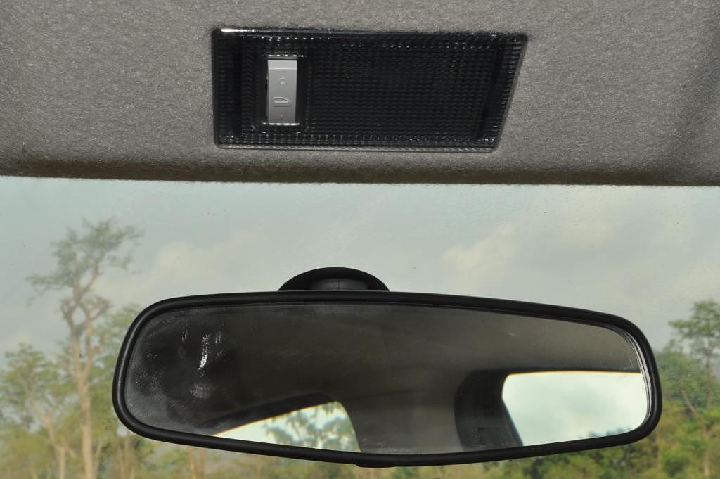 chevrolet beat rear view mirror