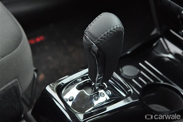 Suzuki SX4 S-Cross to get the AMT gearbox? - CarWale
