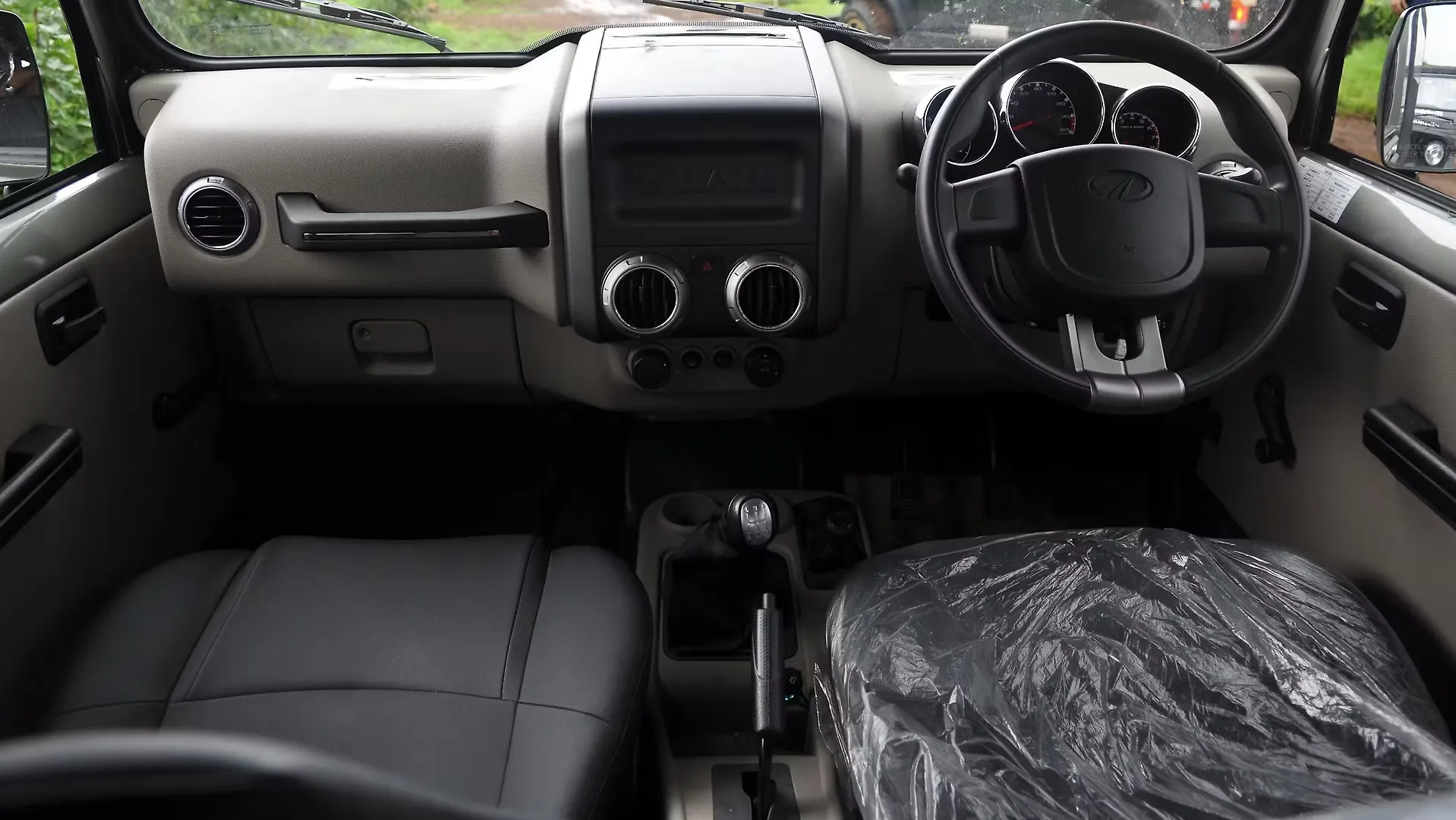 Mahindra Thar Images Interior Exterior Photo Gallery