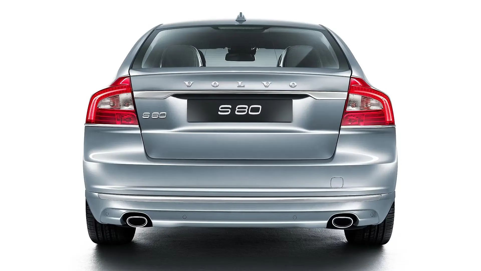 Volvo-S80-Rear-view-51662.jpg