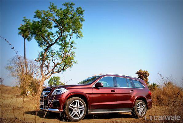 Mercedes-Benz GL Review: GL350 BlueTec - Drive