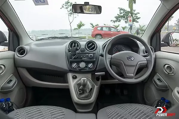 CarWale comparison: Maruti Suzuki Alto K10 vs Hyundai Eon ...