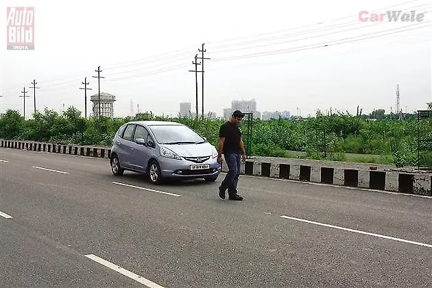 Tips to Control Road Rage - CarWale