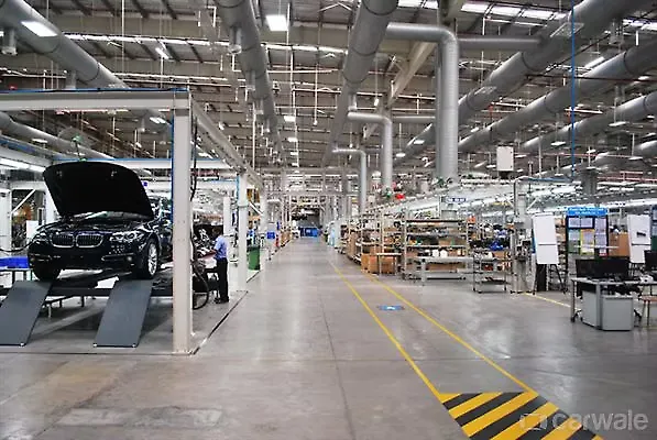 Visit to BMW plant Chennai - CarWale