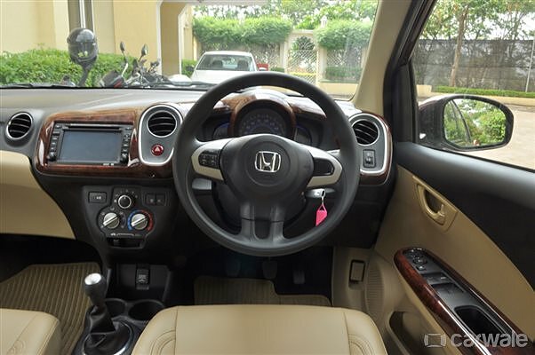 interior honda mobilio Honda Mobilio Images Colors Reviews CarWale