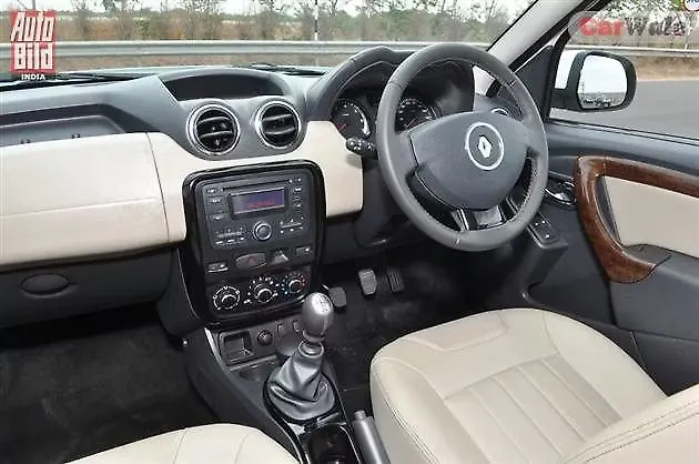 Renault Duster 2012 2015 Images Interior Exterior Photo
