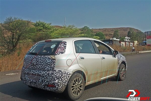 15 Fiat Punto Spotted Testing Again Carwale