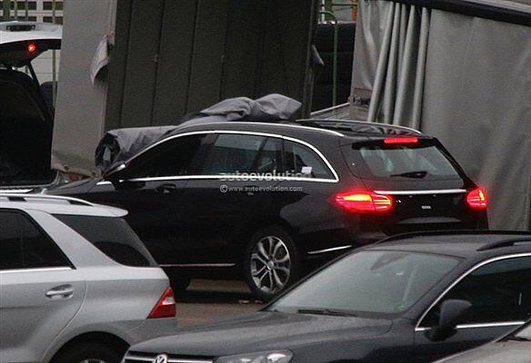 2015 Mercedes C-Class spied roaming the streets undisguised - CarWale
