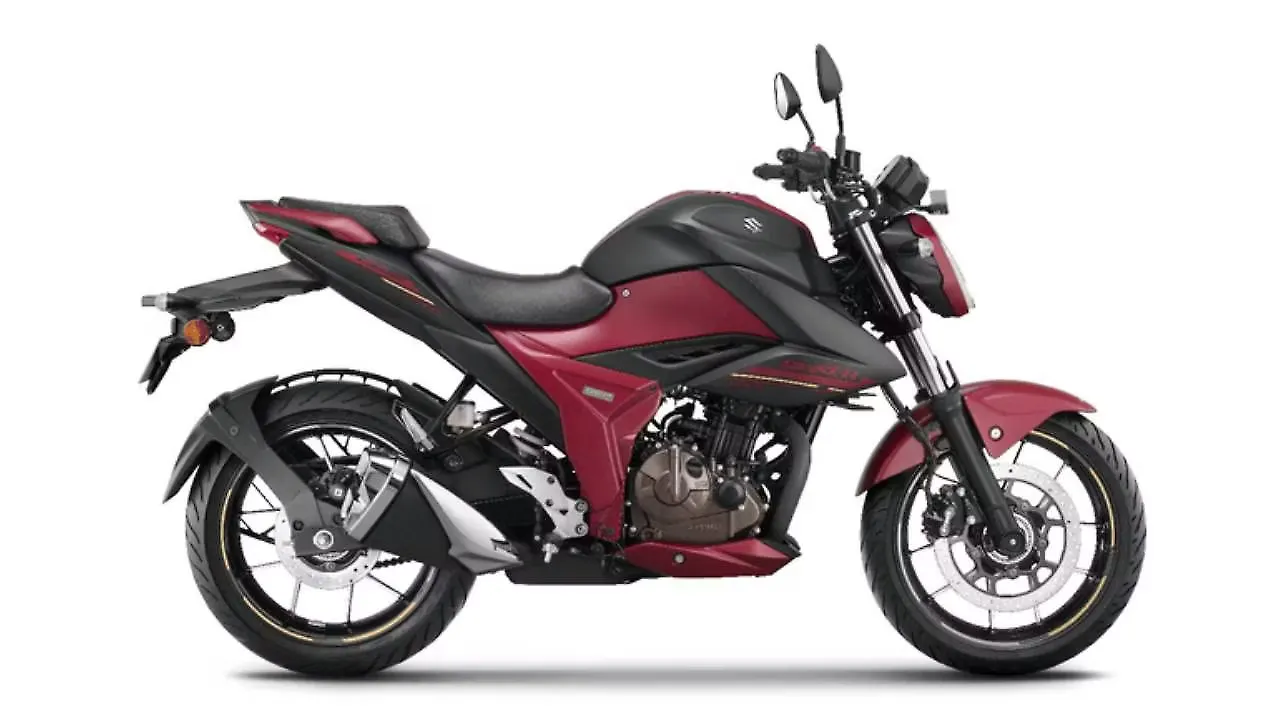 Kawasaki Ninja ZX-10R [2020-2021] vs Suzuki Gixxer 250