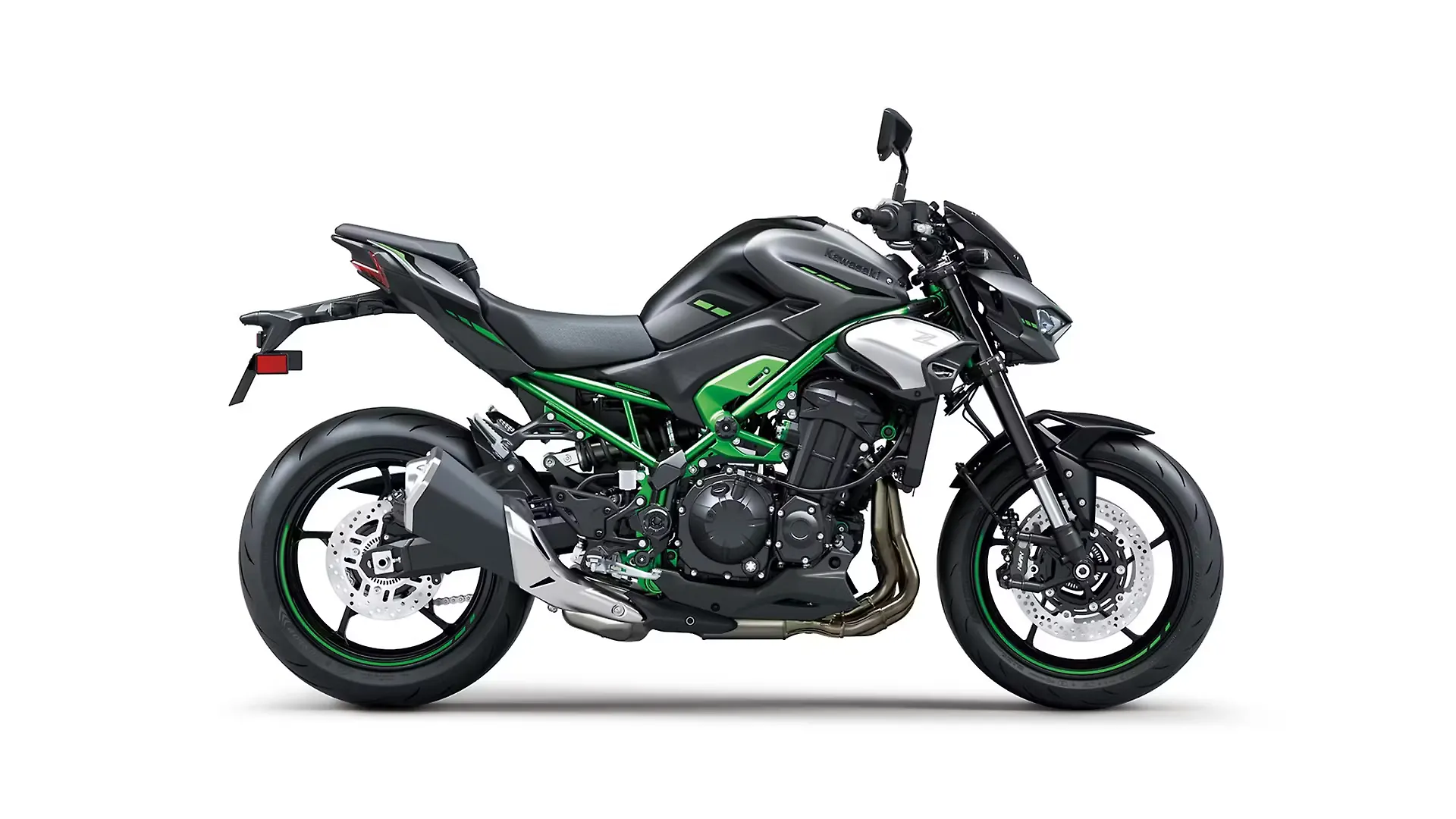 Kawasaki Z900 [2025] vs Suzuki Katana - Know Which Is Better