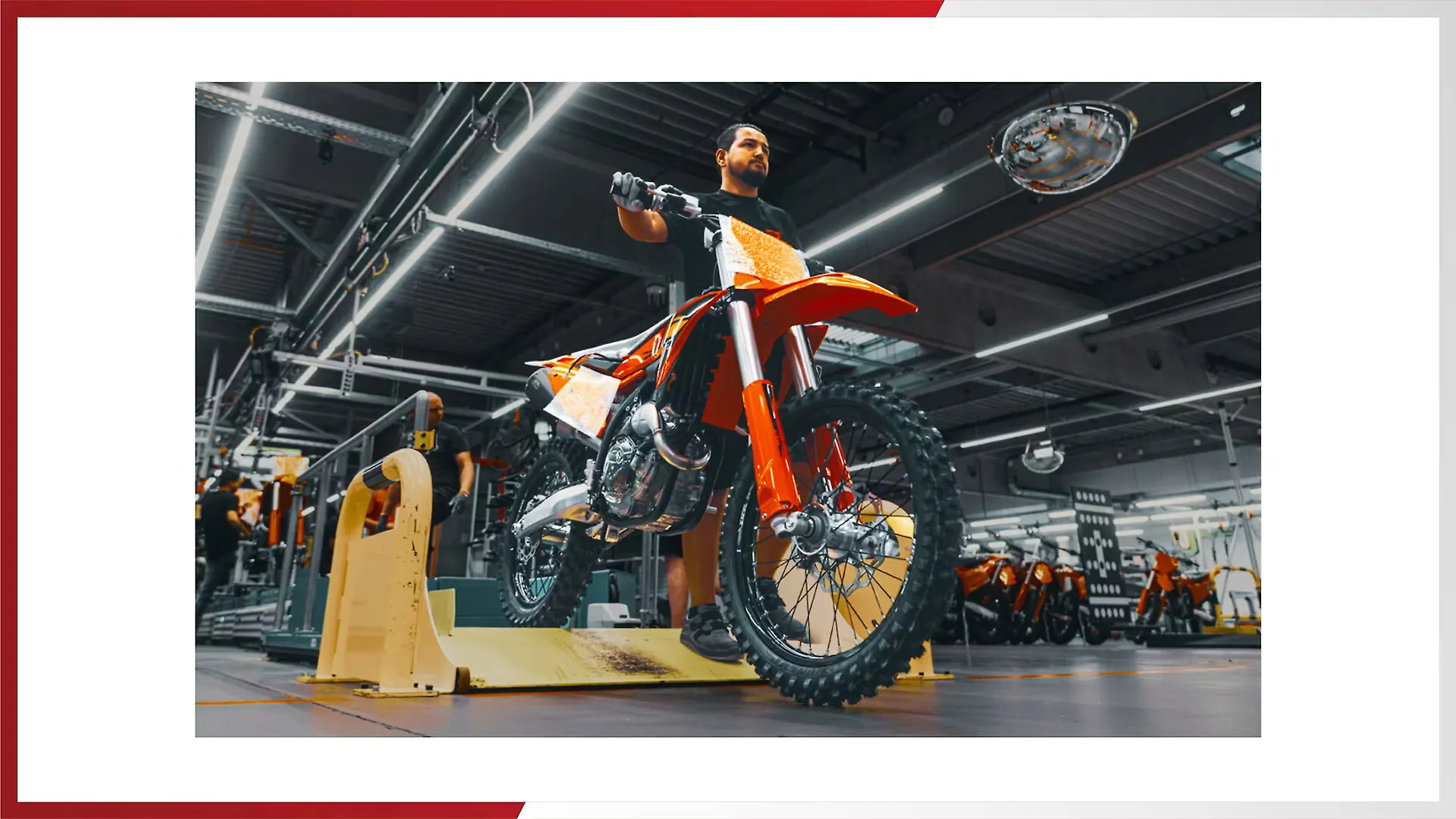 画像 Garniture couverture intérieure supérieure pare-brise MB E