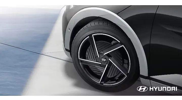 Updated Hyundai Ioniq 5 Launched in India at Rs. 55.70 Lakh - CarWale