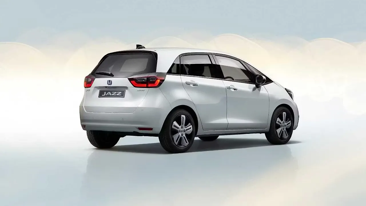 Honda New Jazz Launch Date Expected Price Rs 8 00 Lakh Images More Updates Carwale