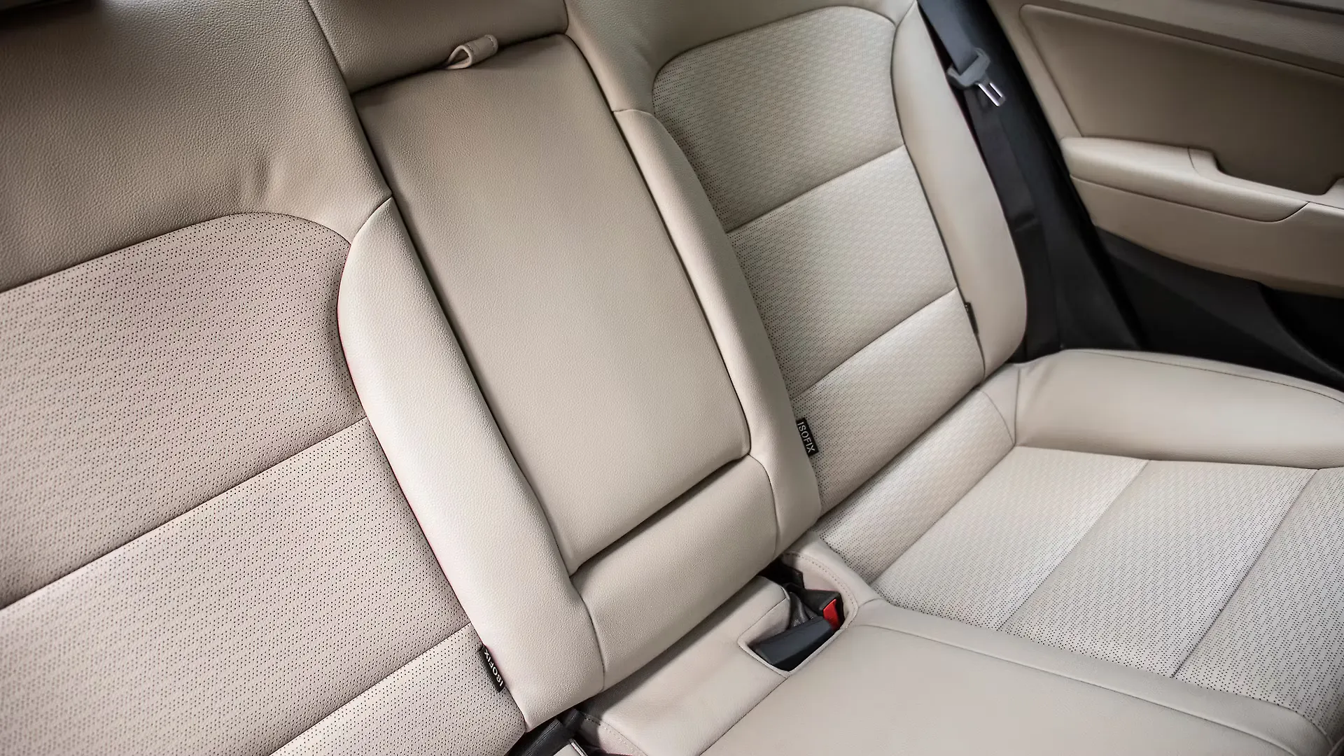 elantra isofix