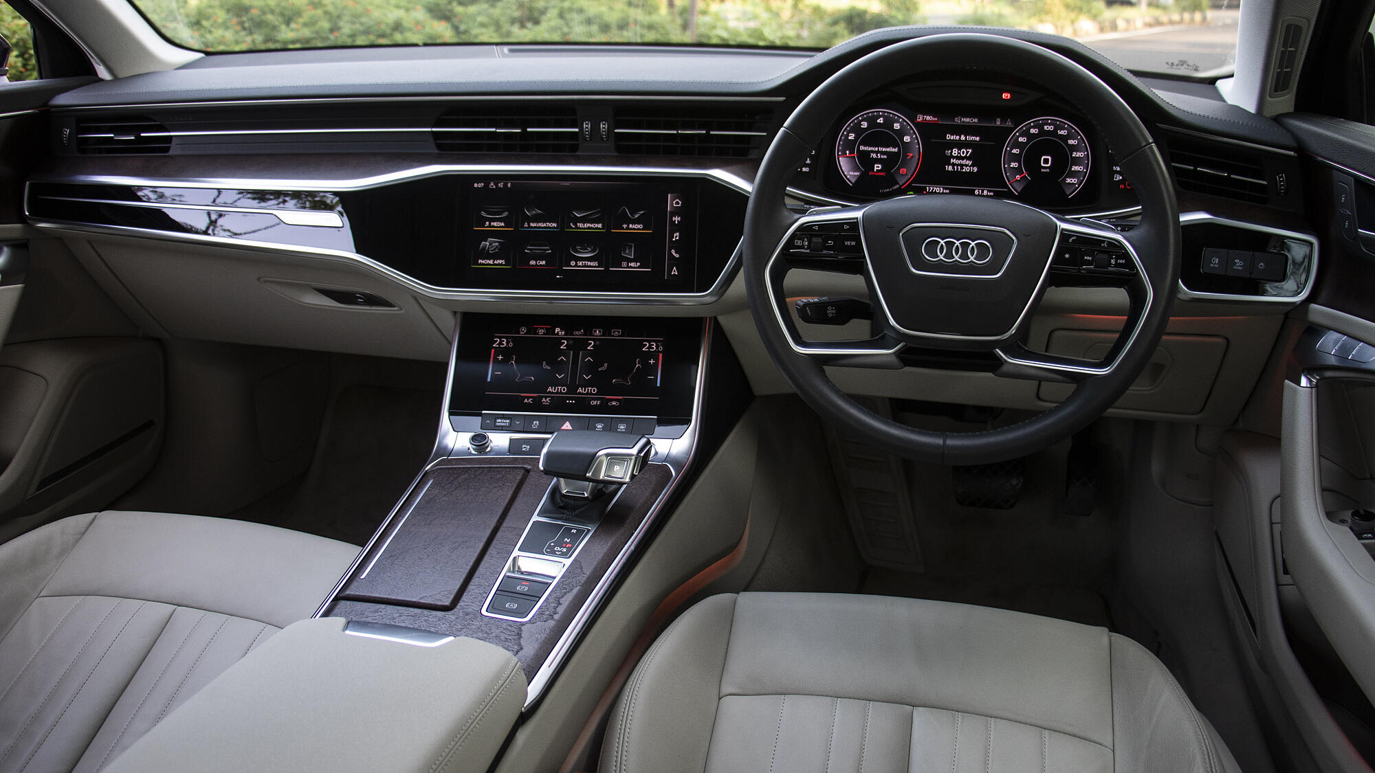 audi v6 interiors