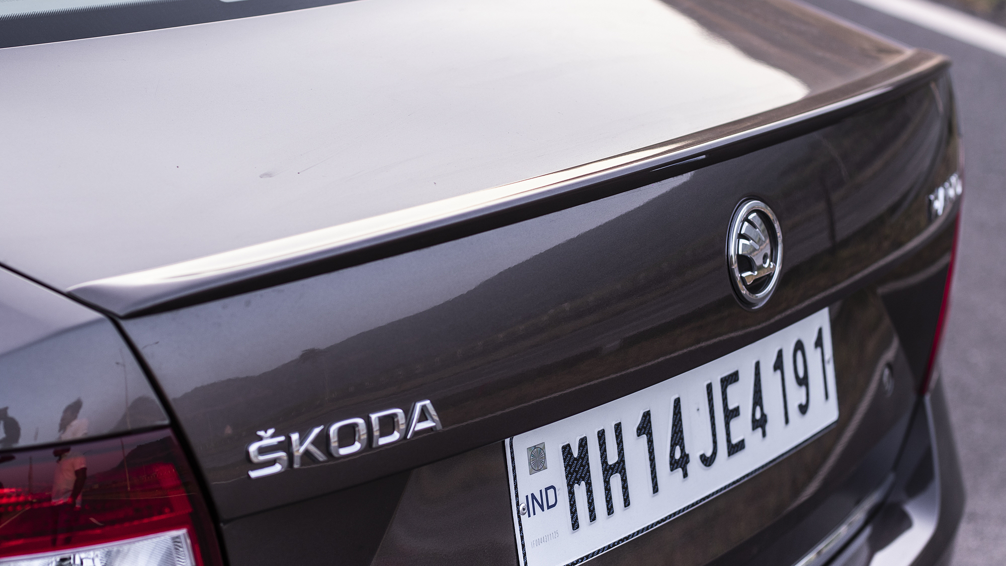 skoda rapid spoiler price