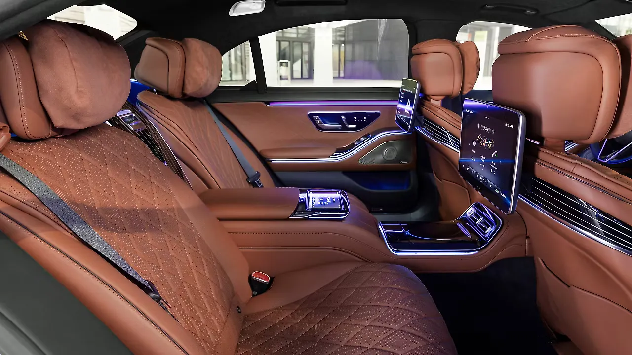 Mercedes Benz S Class Images Interior Exterior Photo Gallery Images Carwale