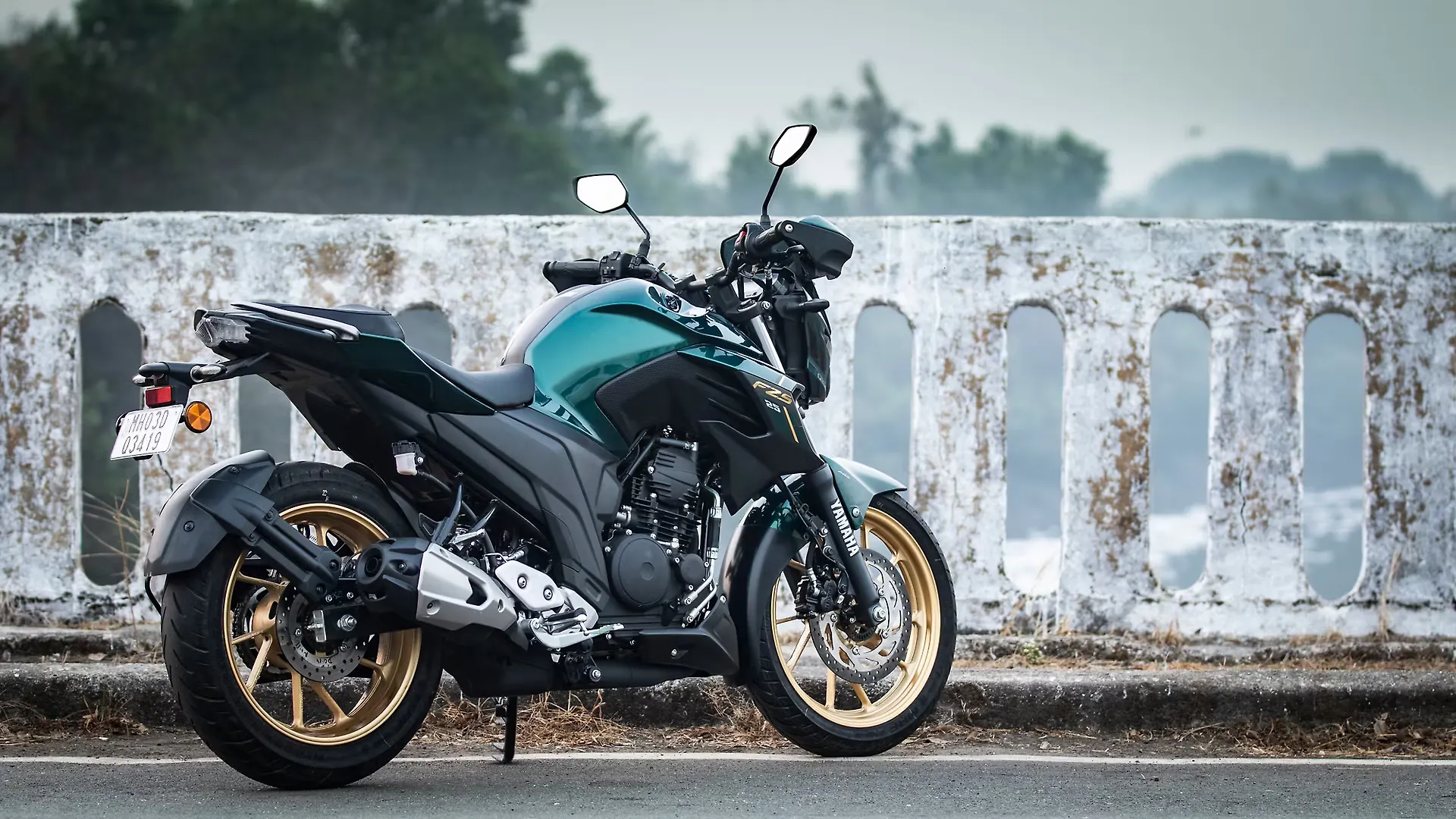 Yamaha FZ25 Moto GP Edition Colour 