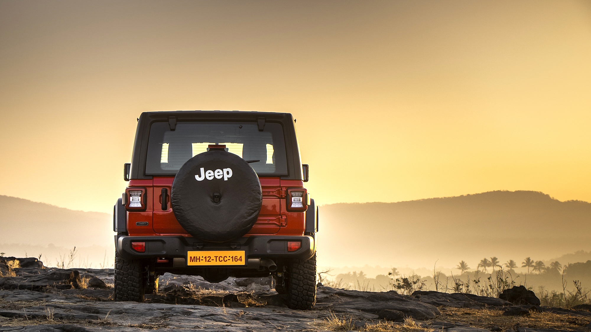 Jeep Wrangler Rubicon (Wrangler Top Model) Price in India - Features, Specs  and Reviews - CarWale