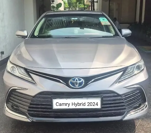 2024 Toyota Camry Hybrid