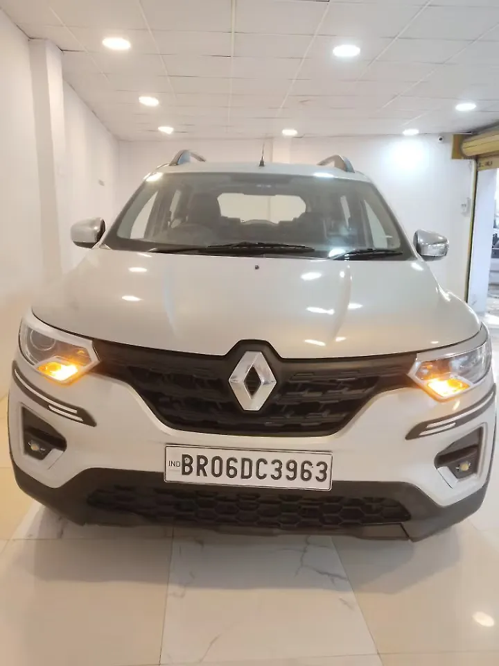 2022 Renault Triber RXL