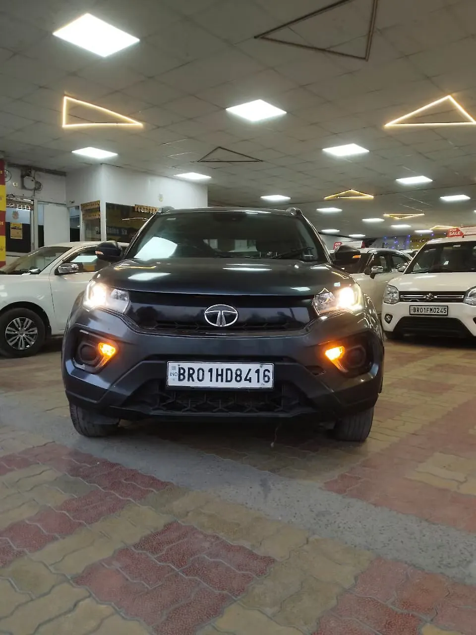 2023 Tata Nexon XM [2020-2023]