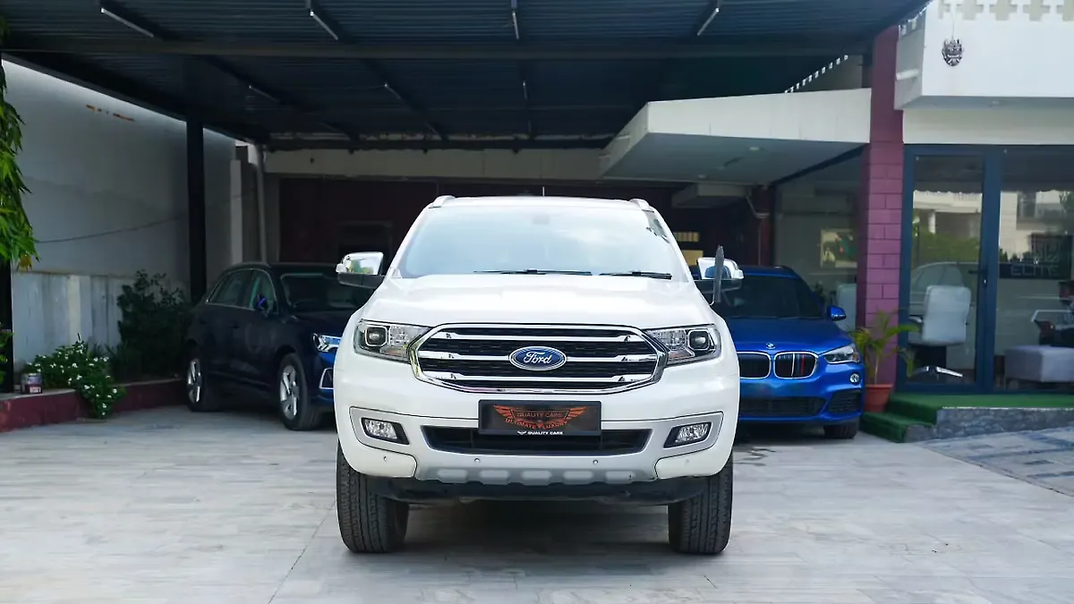 2021 Ford Endeavour Titanium 2.0 4x2 AT 2021 Ford Endeavour Titanium 2.0 4x2 AT