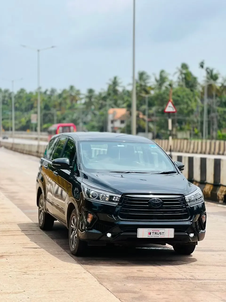 2022 Toyota Innova Crysta VX 2.4 7 STR