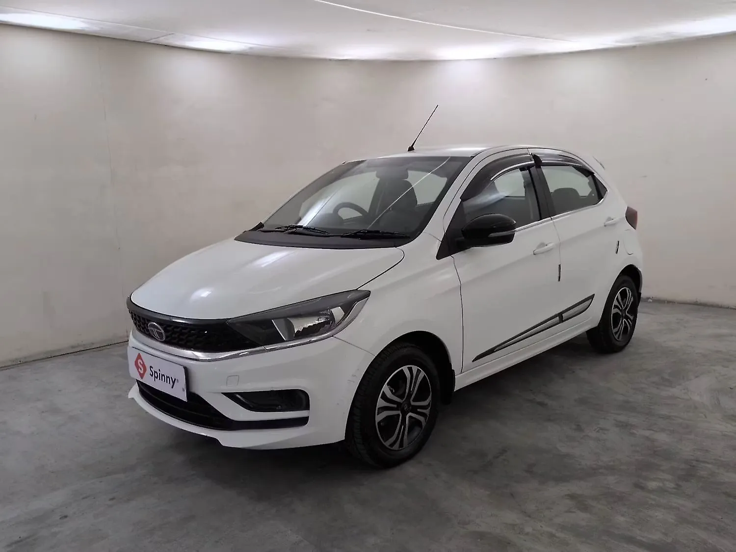 2024 Tata Old Generation Tiago 2020 XTA [2023-2025]