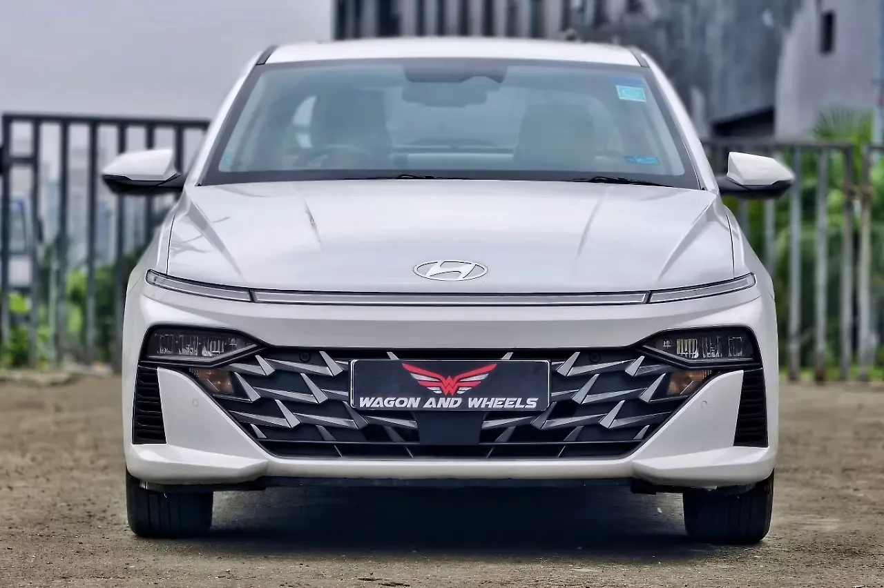 2024 Hyundai Verna SX (O) Petrol 1.5L Automatic (CVT) 2024 Hyundai Verna SX (O) Petrol 1.5L Automatic (CVT)