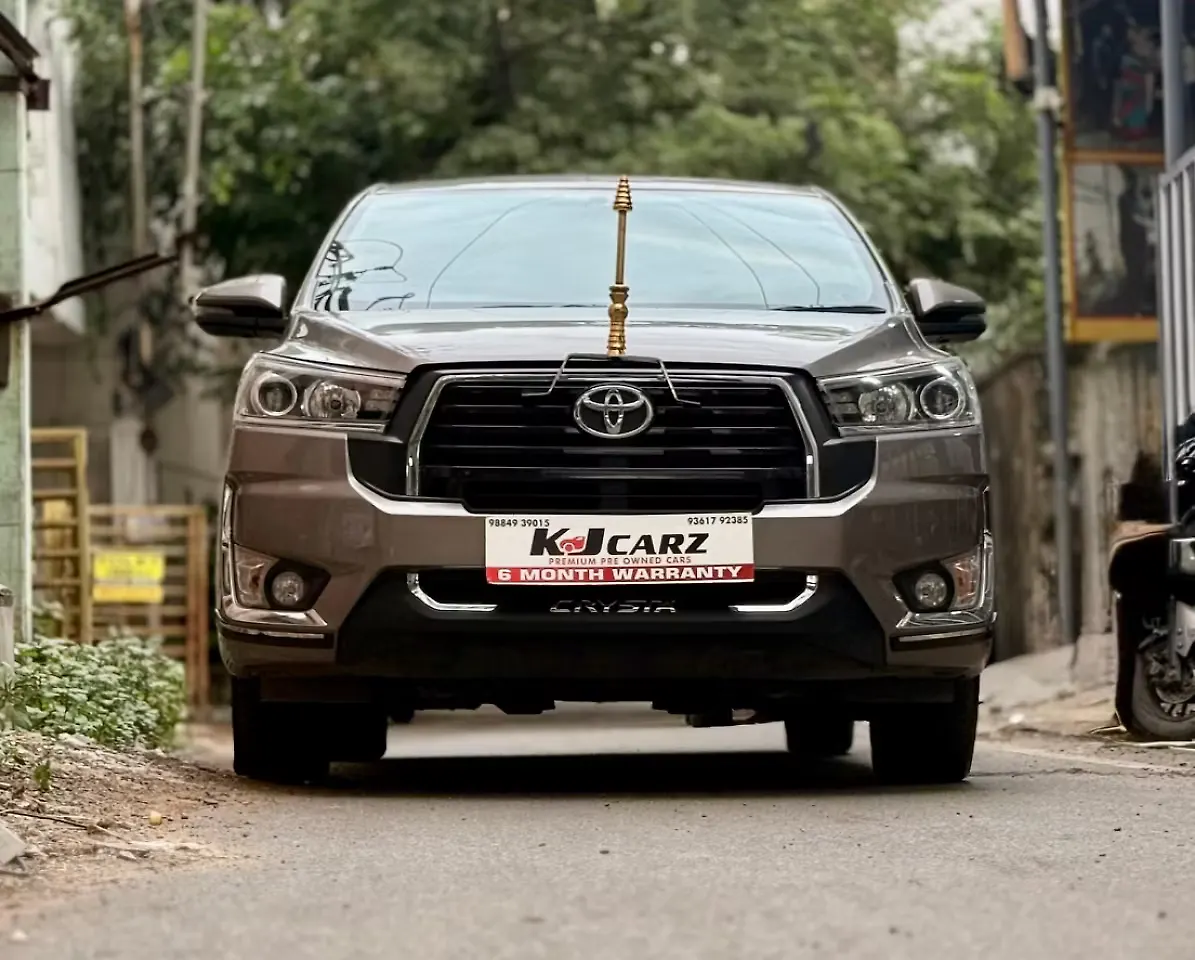 2025 Toyota Innova Crysta VX Diesel Manual 7 STR