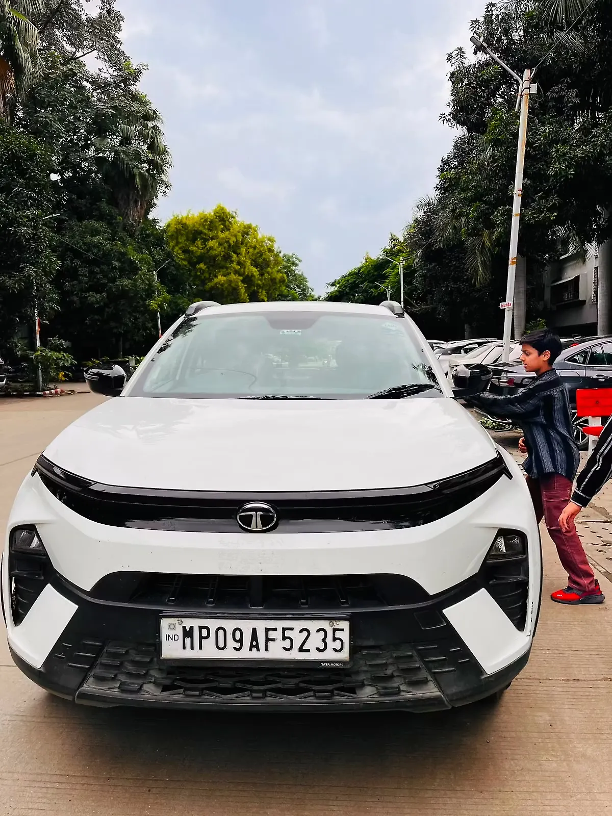 2024 Tata Nexon Smart Plus 1.2 Petrol 5MT [2023-2025]