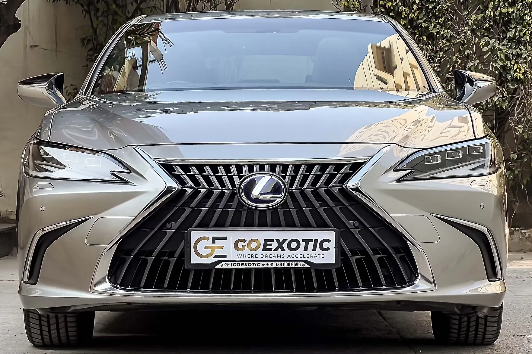 2022 Lexus Old Generation ES 2018 300h Luxury