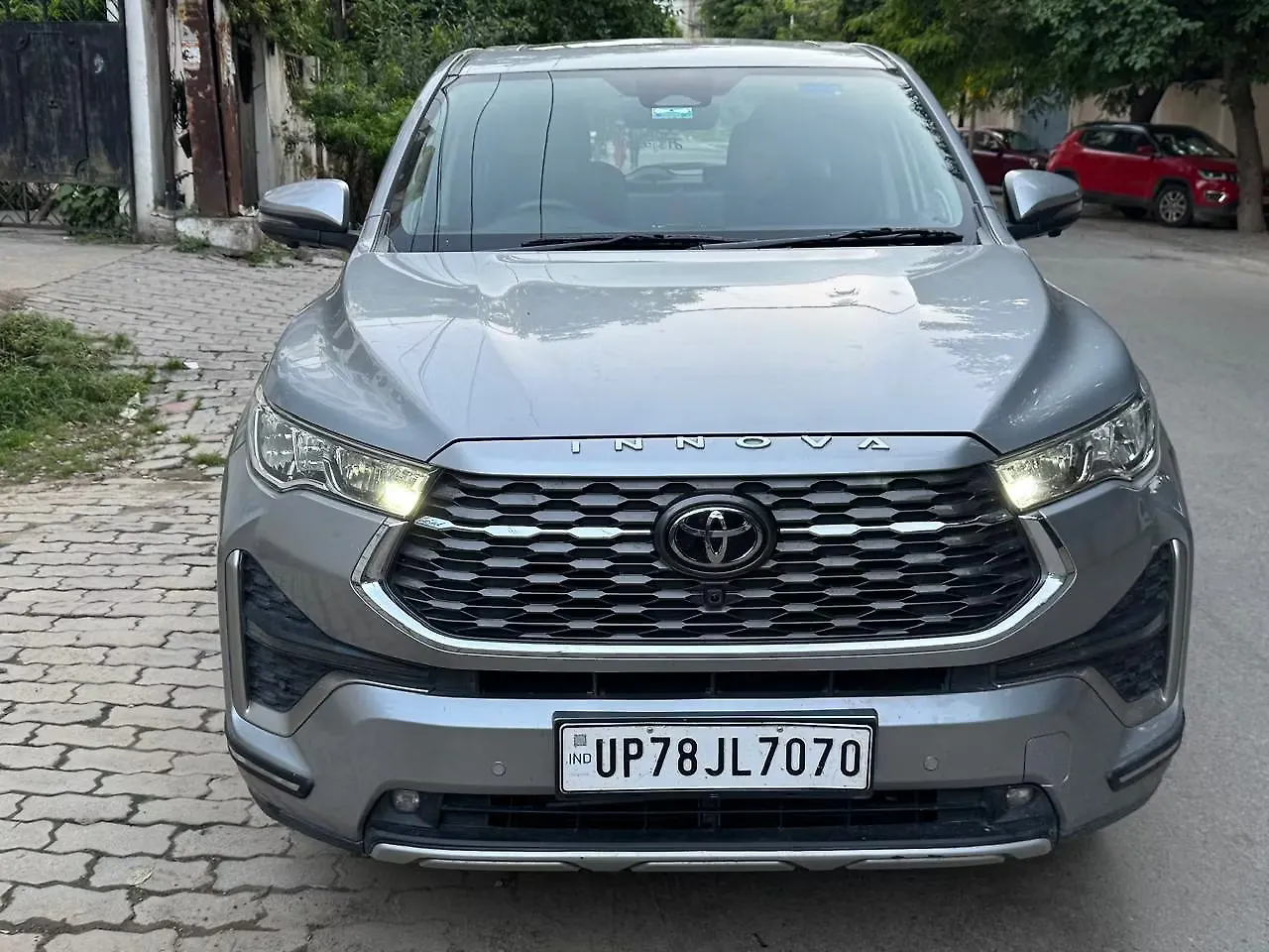 2025 Toyota Innova Hycross ZX (O) Hybrid (Electric + Petrol) Automatic (e-CVT) 7 STR 2025 Toyota Innova Hycross ZX (O) Hybrid (Electric + Petrol) Automatic (e-CVT) 7 STR