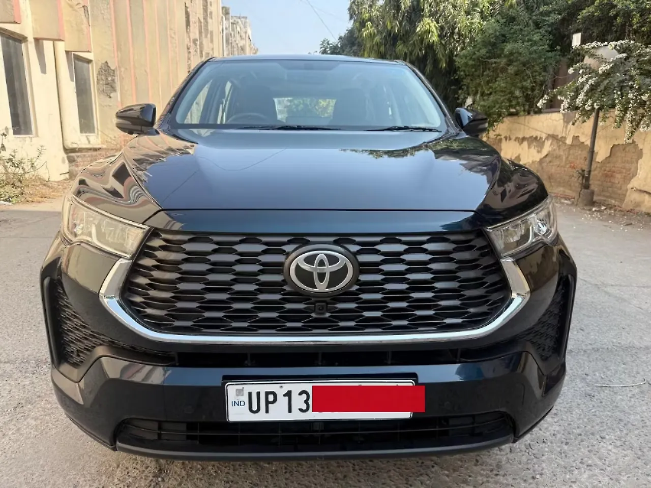 2025 Toyota Innova Hycross VX Hybrid (Electric + Petrol) Automatic (e-CVT) 7 STR