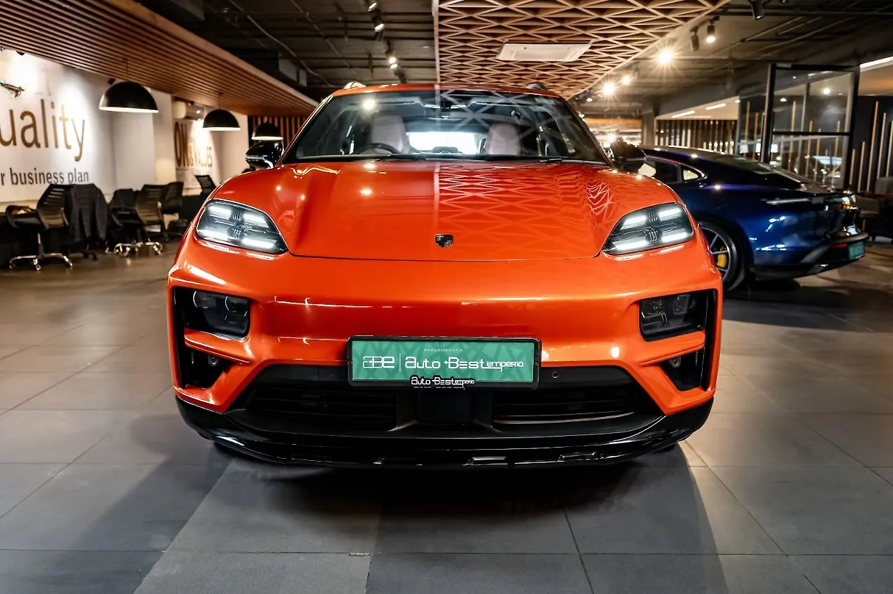 2024 Porsche Macan Turbo Electric Electric SUV 2024 Porsche Macan Turbo Electric Electric SUV