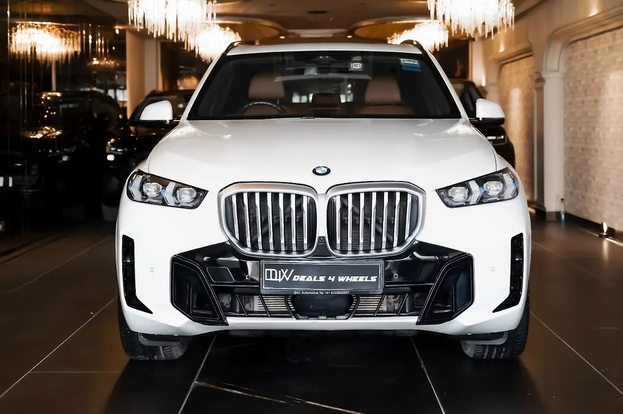 2025 BMW X5 xDrive40i M Sport Pro