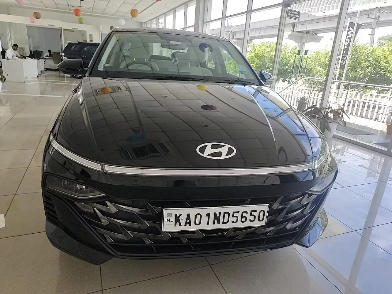 2024 Hyundai Verna SX Petrol 1.5L Automatic (CVT) 2024 Hyundai Verna SX Petrol 1.5L Automatic (CVT)
