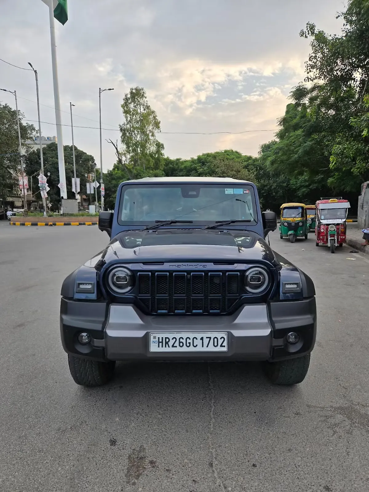2026 Mahindra Thar Roxx AX7 L 2WD Petrol 2.0L Turbo Automatic 2026 Mahindra Thar Roxx AX7 L 2WD Petrol 2.0L Turbo Automatic