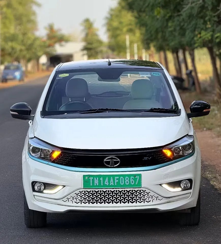 2023 Tata Old Generation Tiago 2020 XZ Plus [2020-2023]