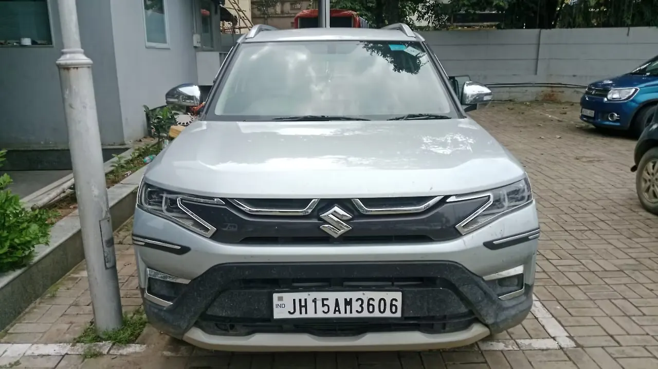 2025 Maruti Suzuki Brezza ZXi Petrol Manual Smart Hybrid