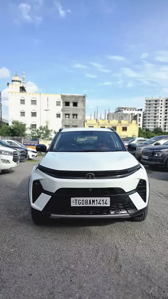 2025 Tata Nexon Creative Plus (S) Diesel 1.5L Turbo 6 Speed Manual