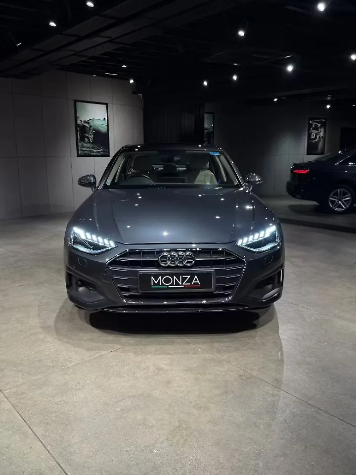 2024 Audi A4 Premium Plus 40 TFSI [2021-2024]