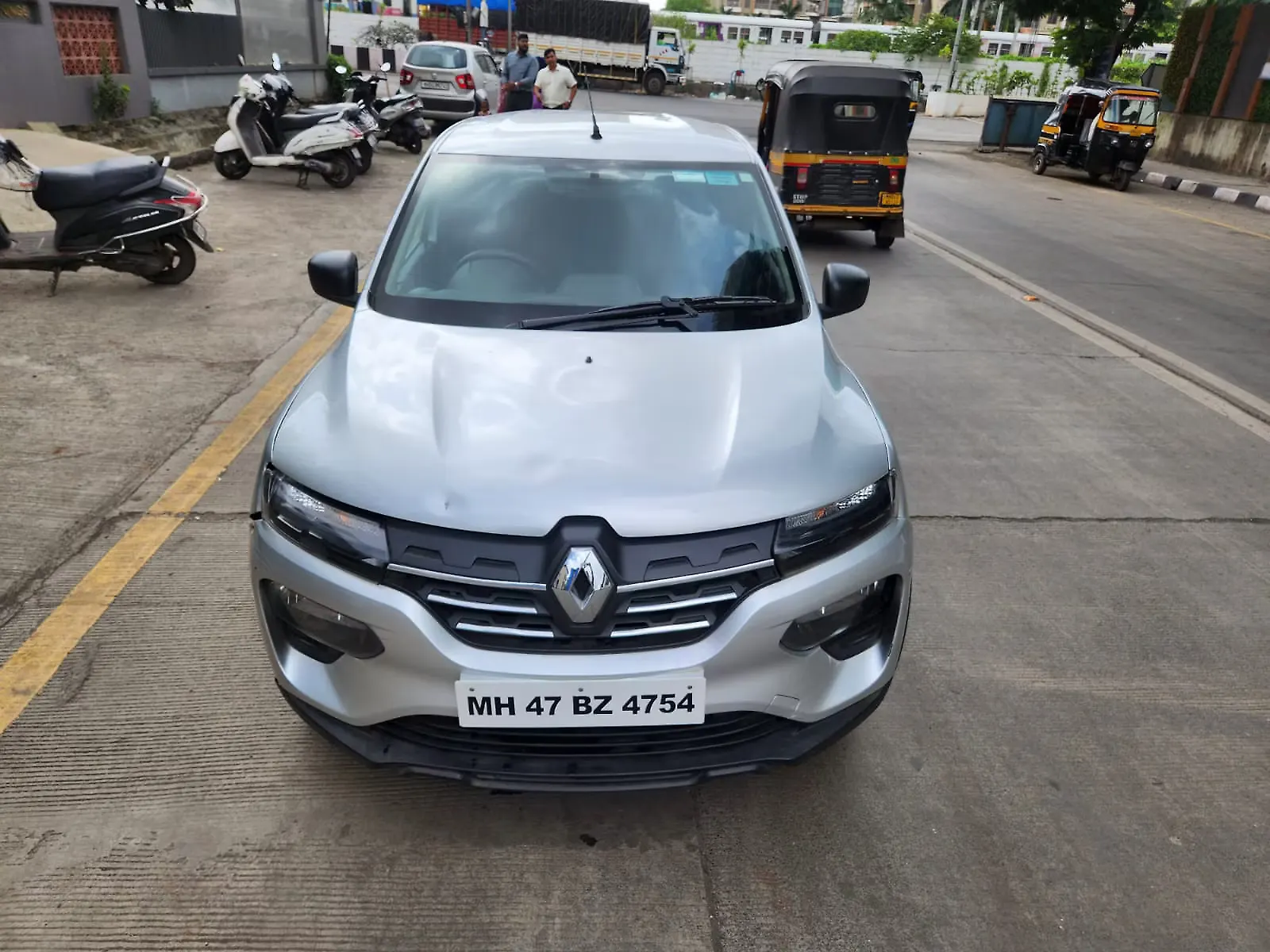 2025 Renault Kwid RXL(O) 1.0L AMT