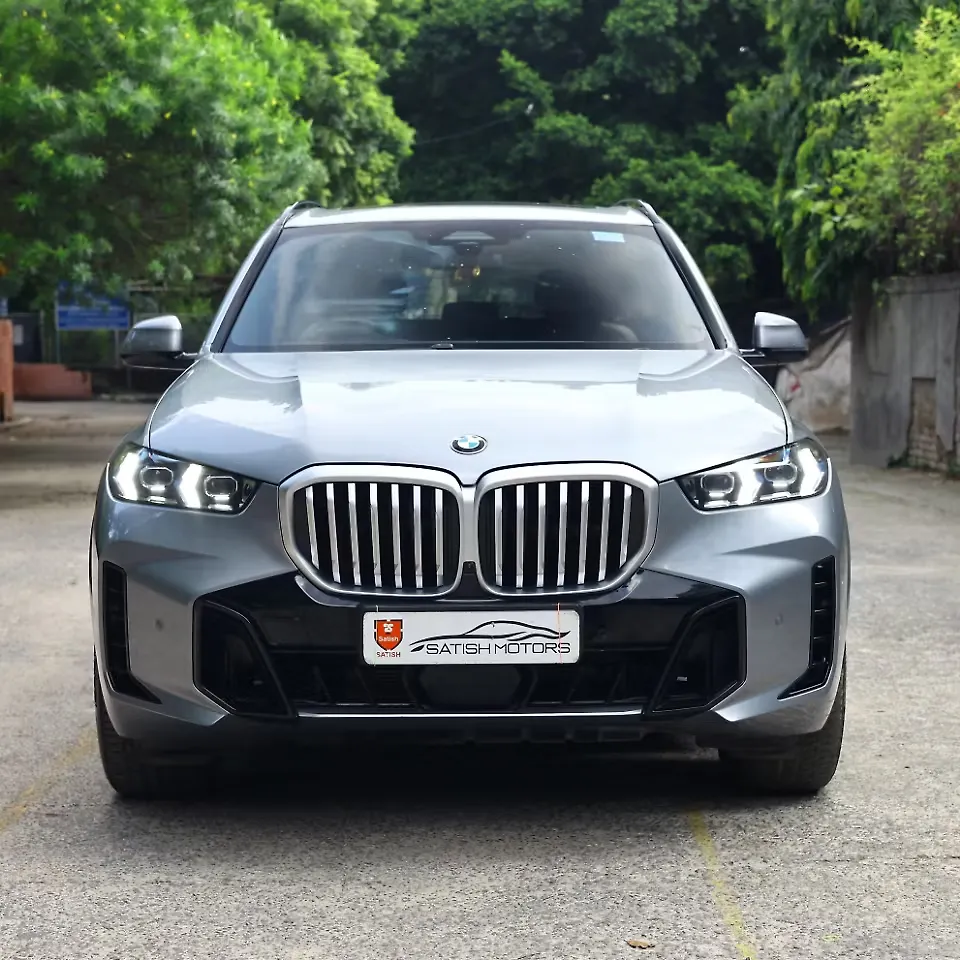 2025 BMW X5 xDrive40i M Sport