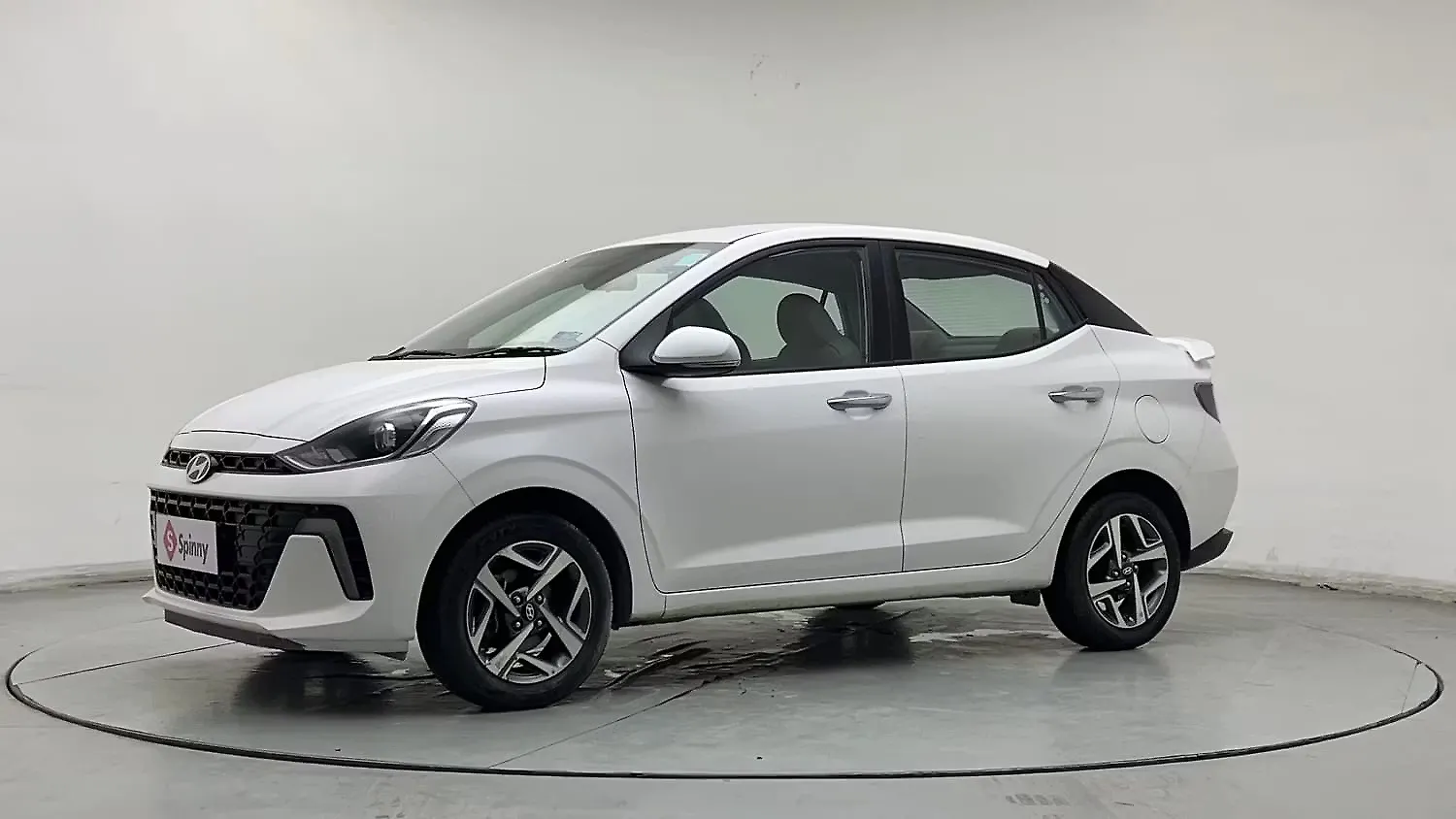 2023 Hyundai Aura SX Plus Petrol Automatic