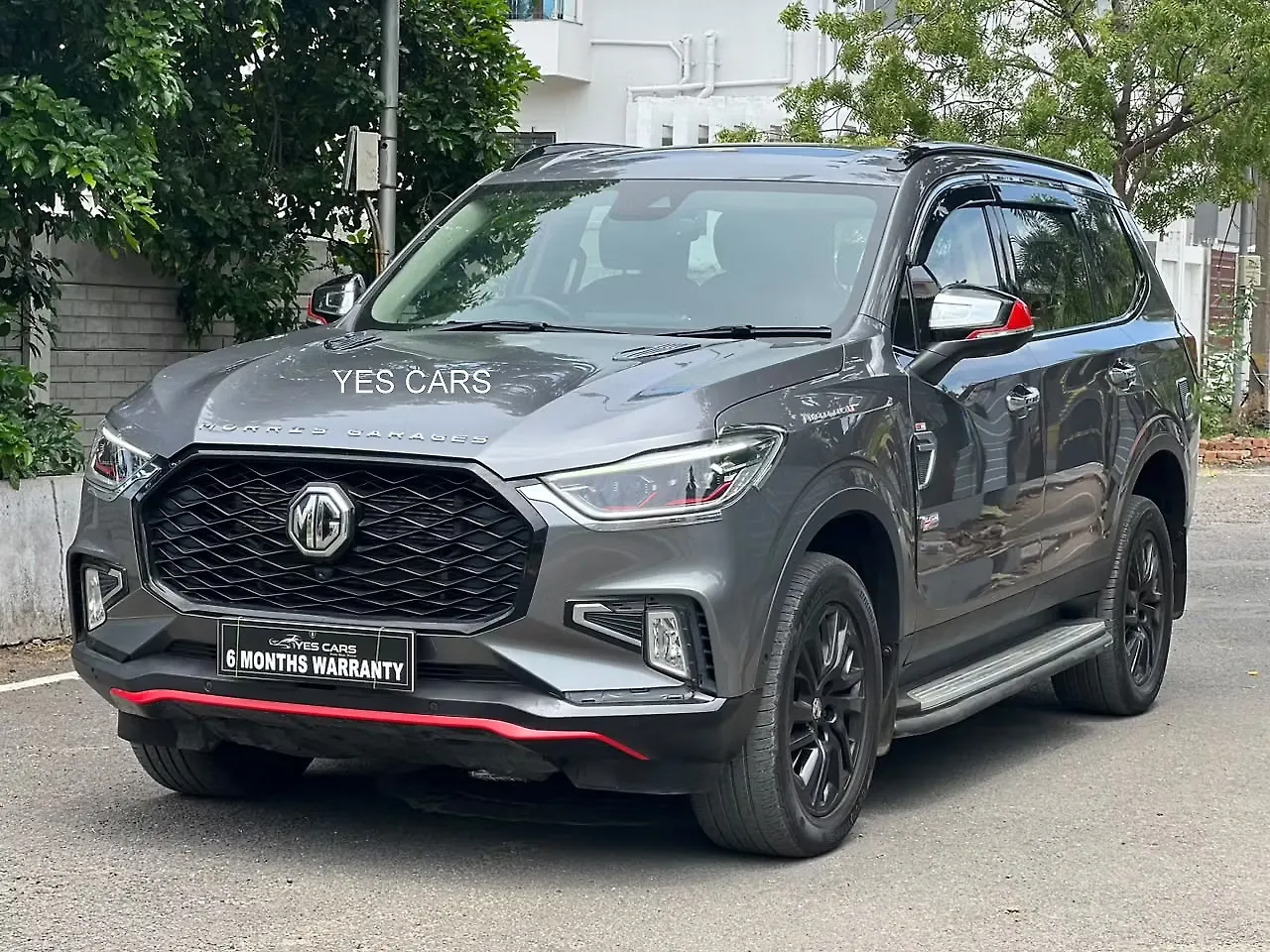 2023 MG Gloster Blackstorm 4WD Diesel Turbo Automatic 7 STR 2023 MG Gloster Blackstorm 4WD Diesel Turbo Automatic 7 STR