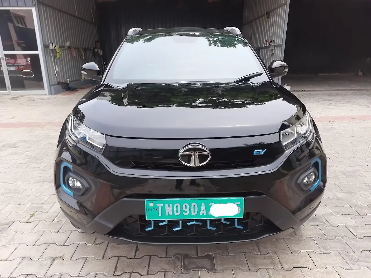 2022 Tata Nexon XZ Plus (HS) Dark Edition