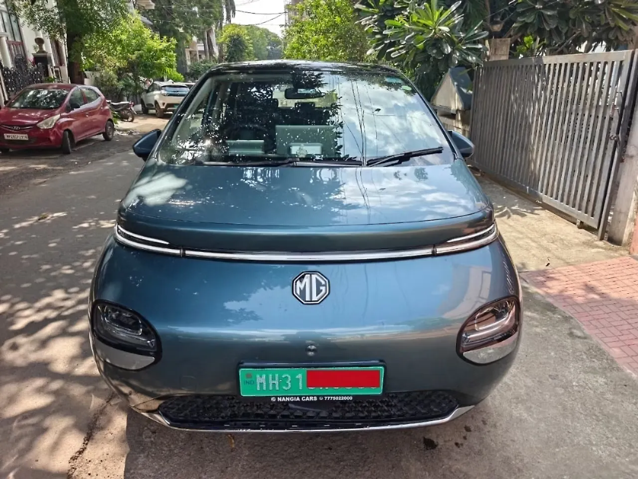 2025 MG Windsor EV Essence 38.0 kWh 2025 MG Windsor EV Essence 38.0 kWh